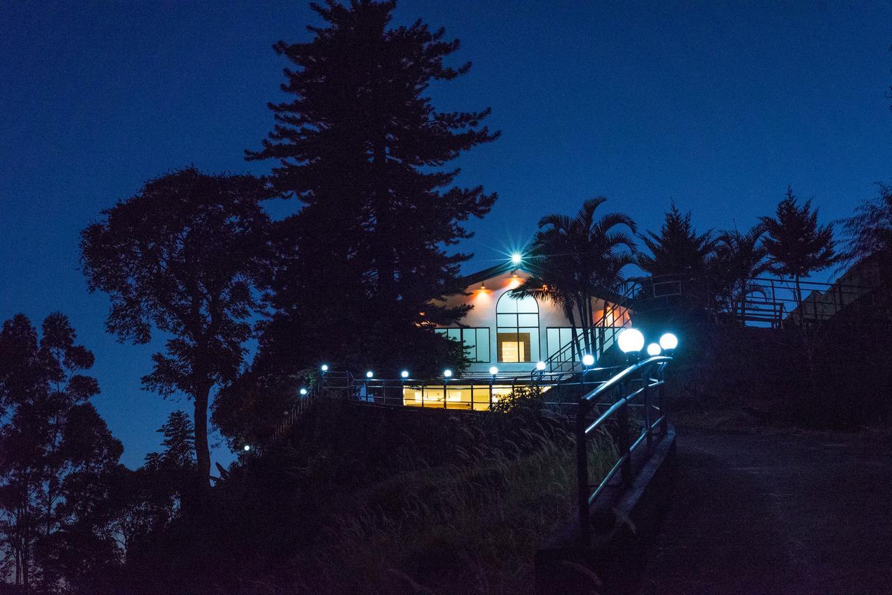 Mount Valley Resort - A Secluded Getaway Munnar Buitenkant foto