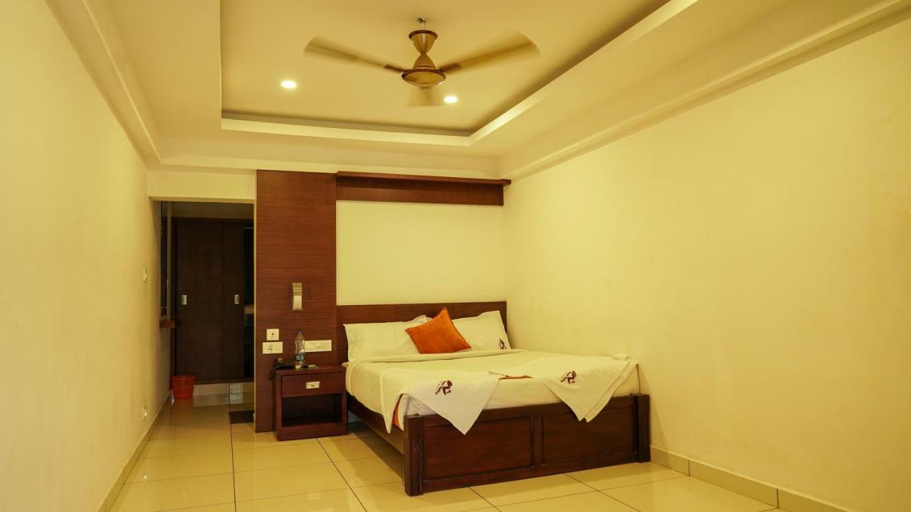 Mount Valley Resort - A Secluded Getaway Munnar Buitenkant foto